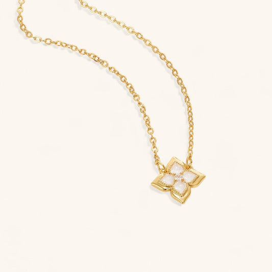 Dalia Witte Iris Klaver Ketting